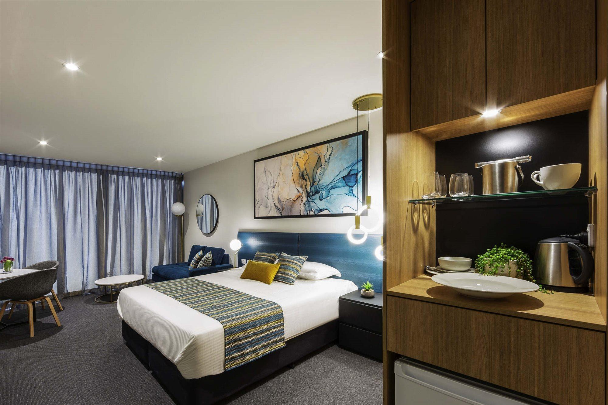 Mercure Canberra Belconnen Exterior photo