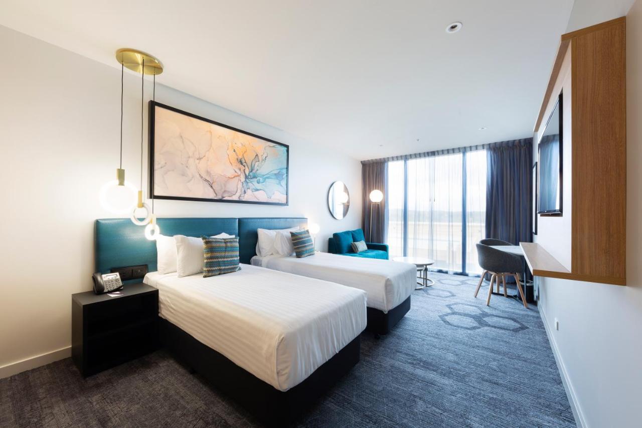 Mercure Canberra Belconnen Exterior photo