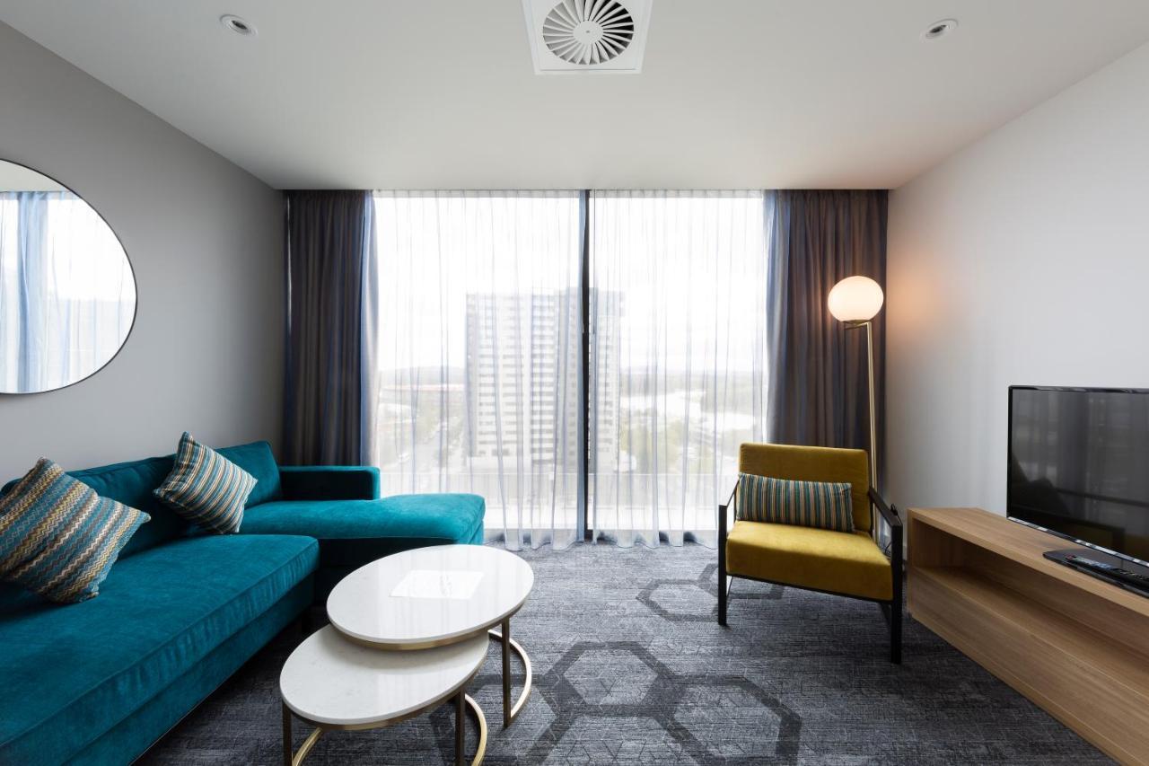 Mercure Canberra Belconnen Exterior photo