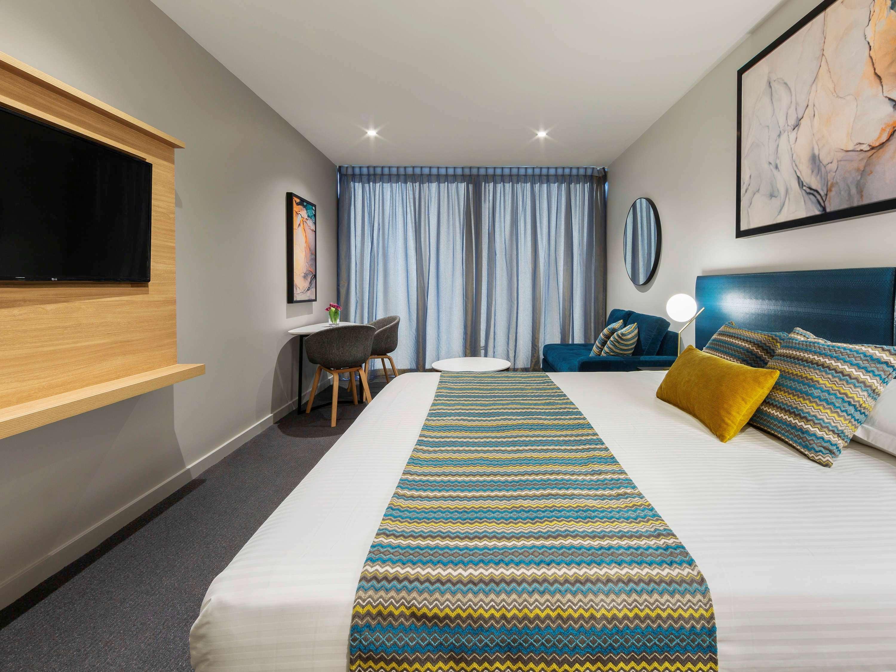 Mercure Canberra Belconnen Exterior photo