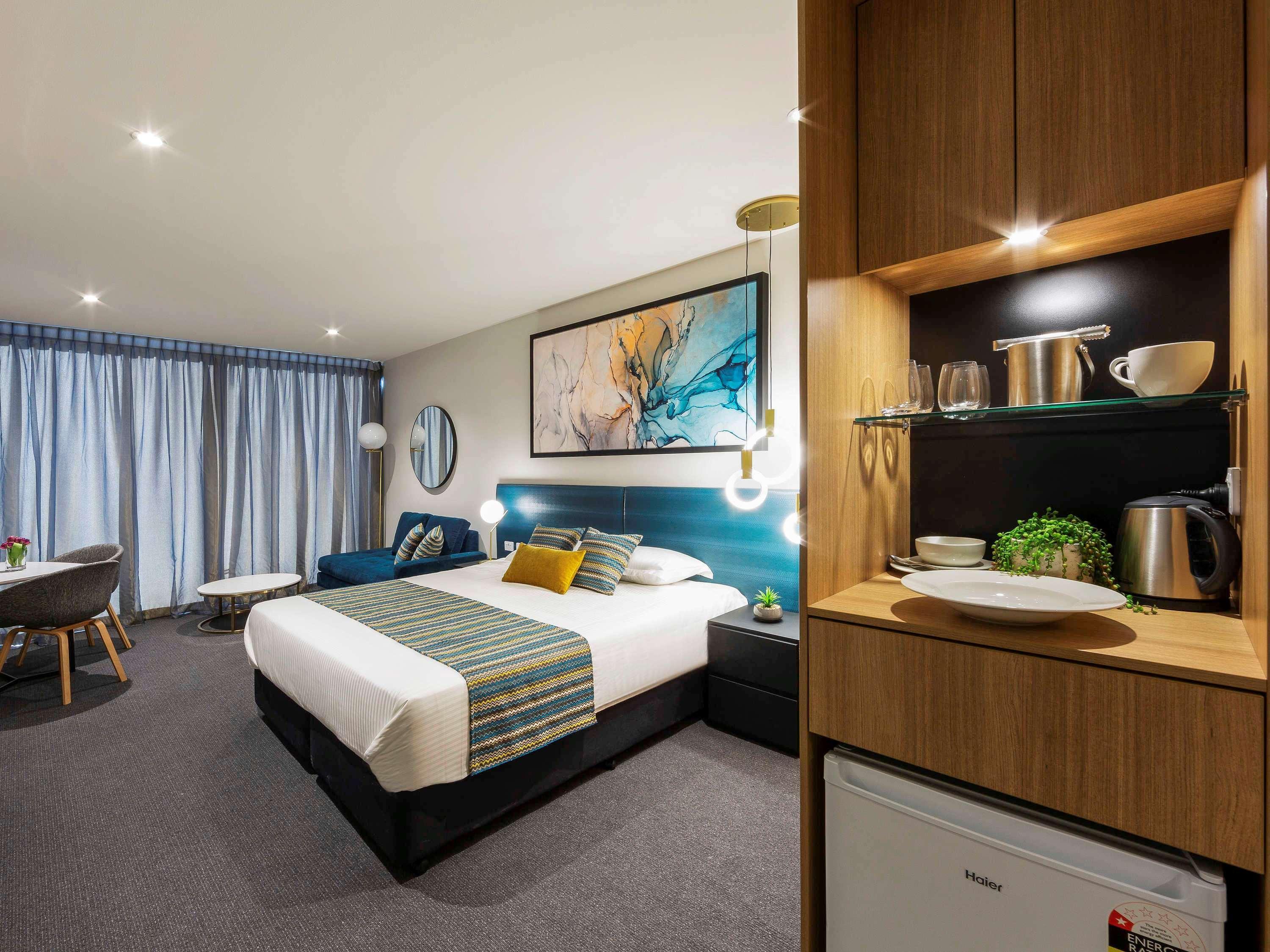 Mercure Canberra Belconnen Exterior photo