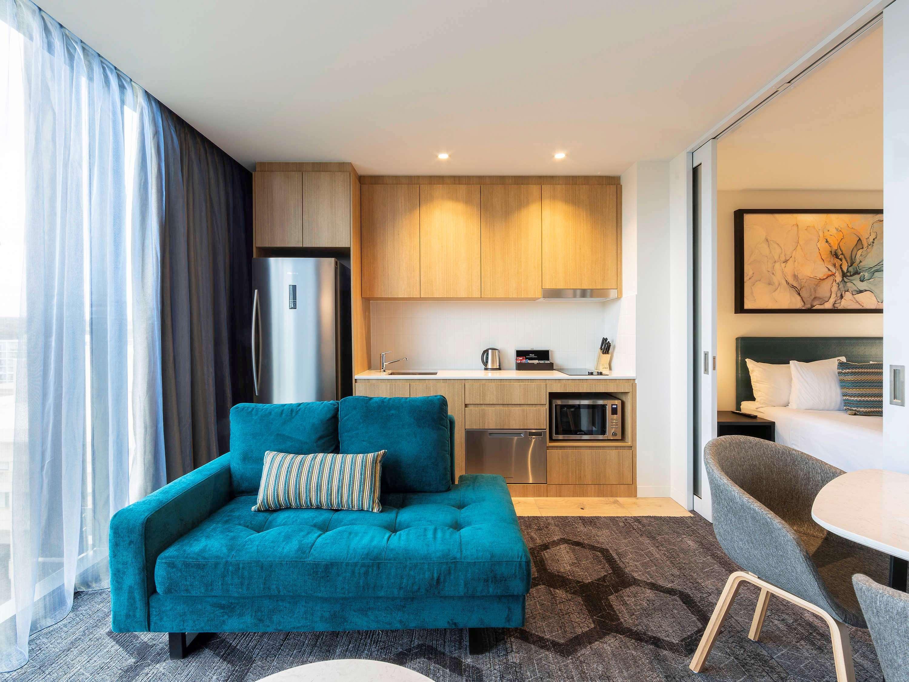 Mercure Canberra Belconnen Exterior photo