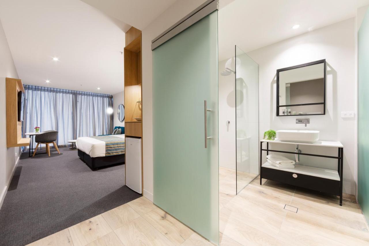 Mercure Canberra Belconnen Exterior photo